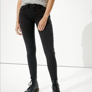 American Eagle black skinny jean